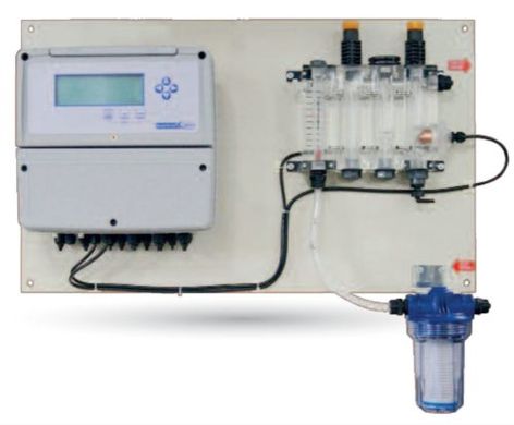 Измерительно-регулирующая станция Kontrol 800 pH/FChlor Amp амперометрическое измерение хлора, без насосов