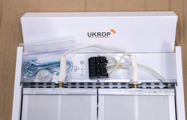Потолочный инфракрасный электрообогреватель UKROP П2400