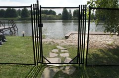 Универсальный забор для бассейна